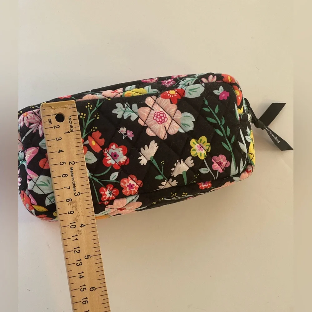 Pair of Vera Bradley Tangerine‎ Twist Cosmetic Toiletry Bags